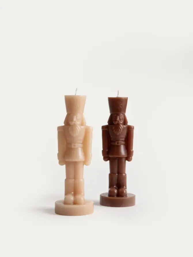 Świeca dekoracyjna NUTCRACKER dziadek do orzechów czekoladowy 150 g
