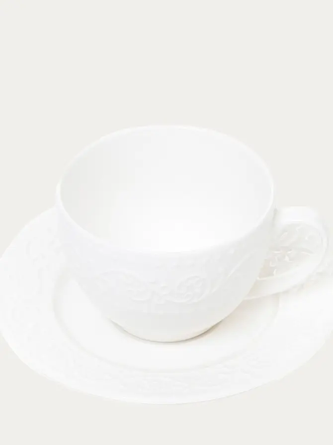 Filiżanka ze spodkiem SYLIA porcelanowa duża biała z ornamentem 0,2 l