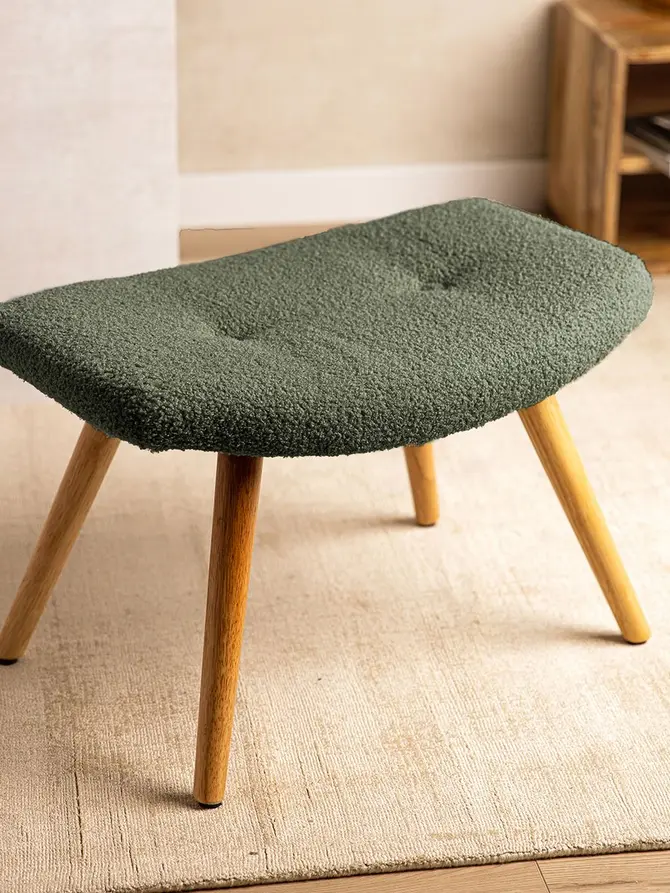 Podnóżek MOSS TEDDY BOUCLE w tkaninie TEDDY zielony 61x41x38 cm