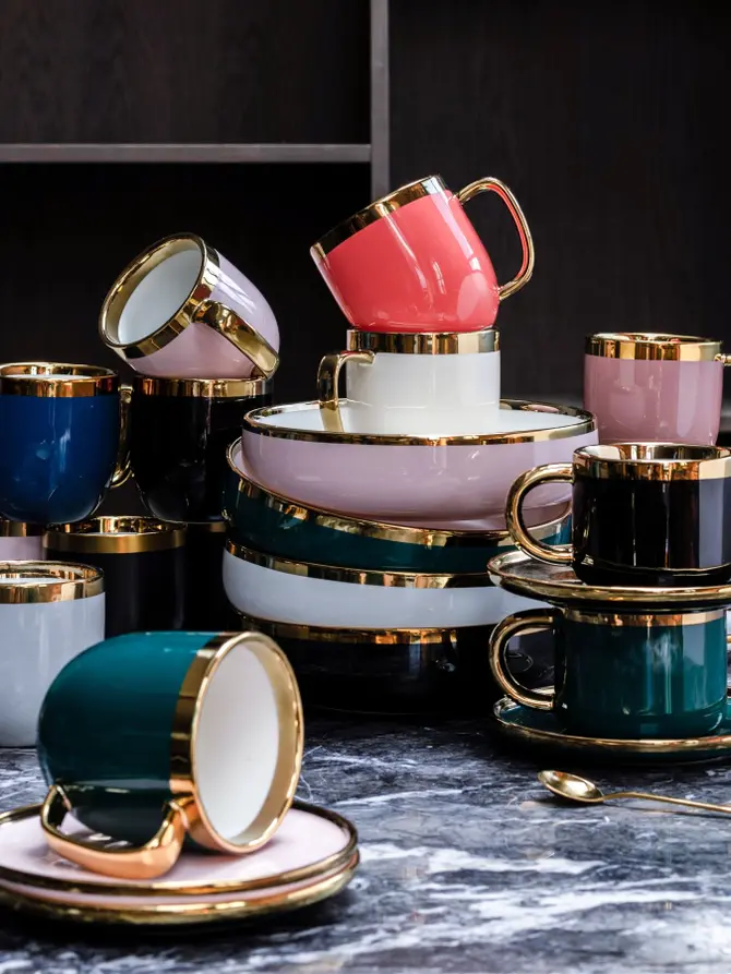 Kubek SINNES porcelanowy szmaragdowy 0,28 l