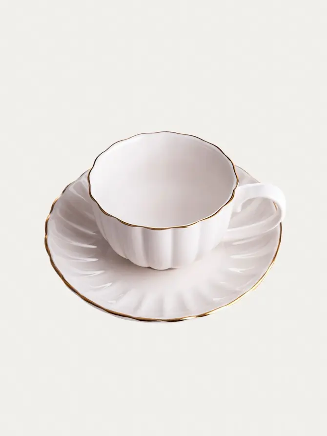 Filiżanka ze spodkiem MELIDA porcelanowa ze złotą obwódką 0,2 l