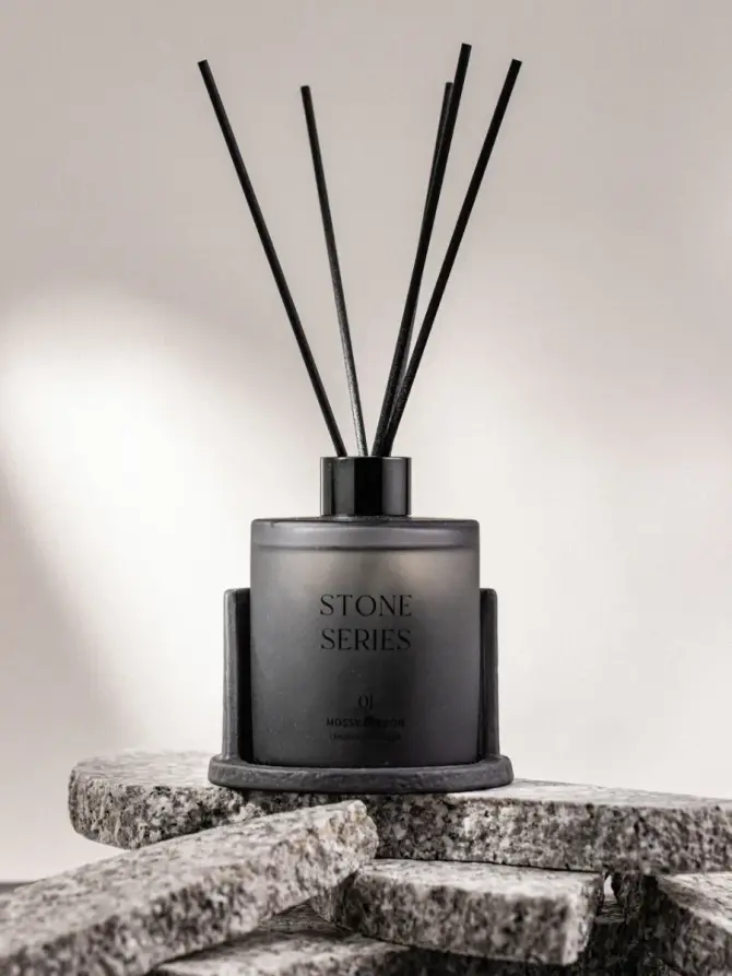 Dyfuzor zapachowy STONE 01 Mossy Carbon 200 ml